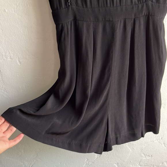 Madewell, Elegant Black Romper in Black, Size 4 - Picture 4 of 6